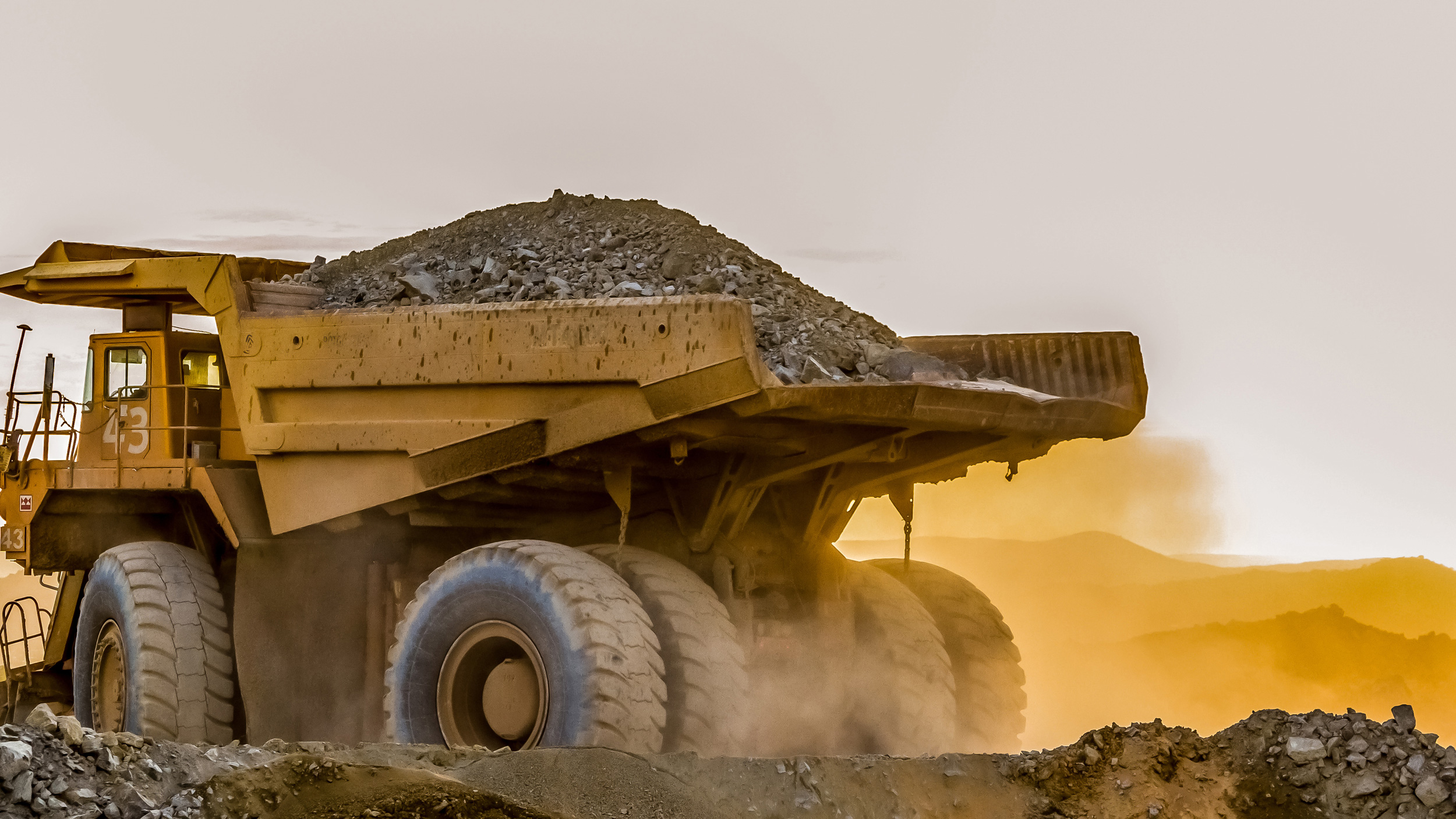 Mines et hydrocarbures